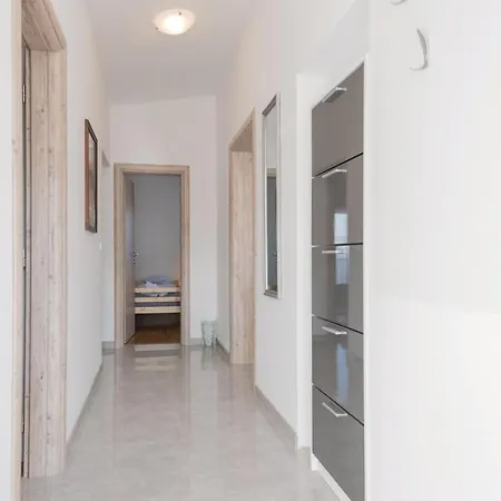 Three-bedroom In Tatil Evi