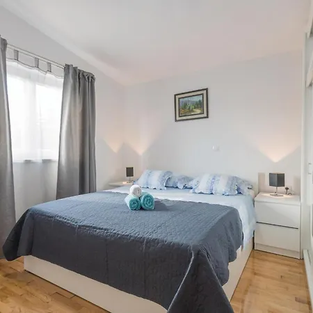 Tatil Evi Three-bedroom In *