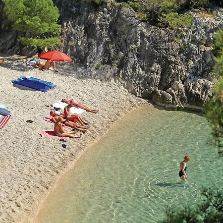 Three-bedroom In Tatil Evi Grubine